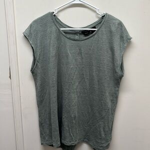 TAHARI Blouse - Size L